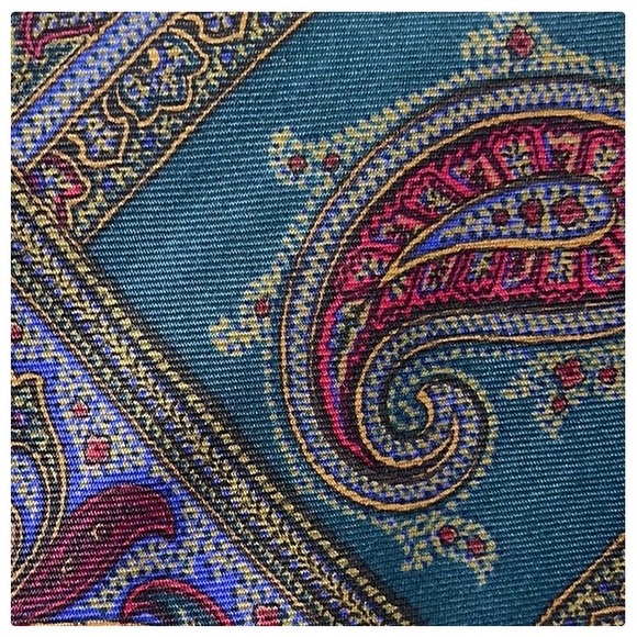 💕Very handsome vintage style Mens Silk Tie💕 - Picture 11 of 14